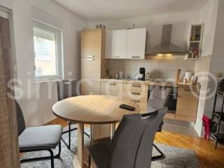Apartman na moru, Prodaja, Okrug, Okrug Gornji