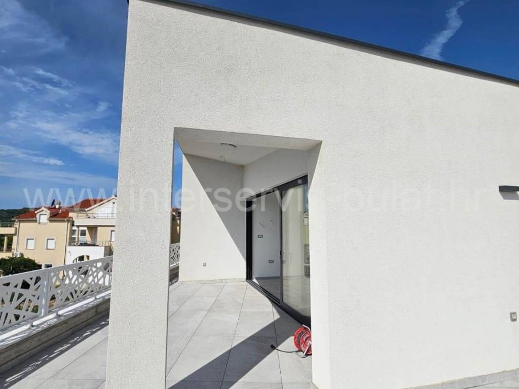 Dvojna kuća, Prodaja, Vodice, Vodice