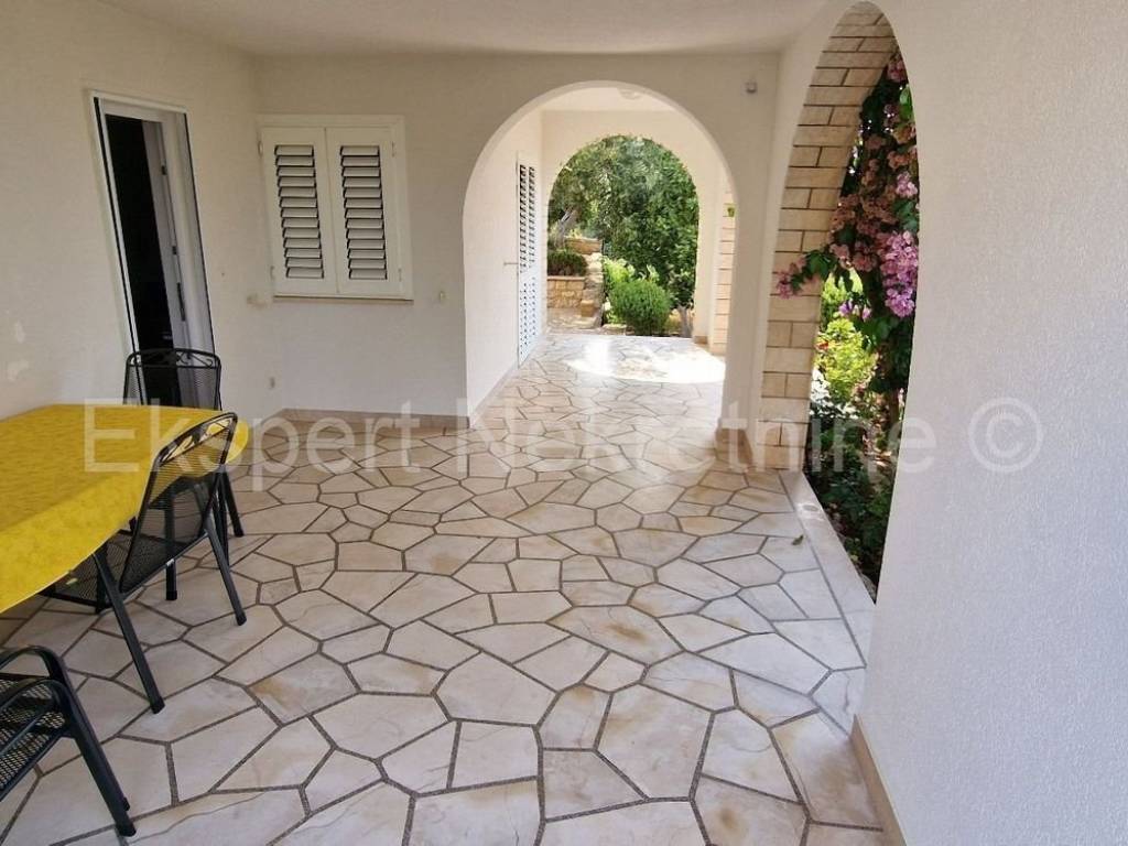 Samostojeća kuća, Prodaja, Okrug, Okrug Gornji