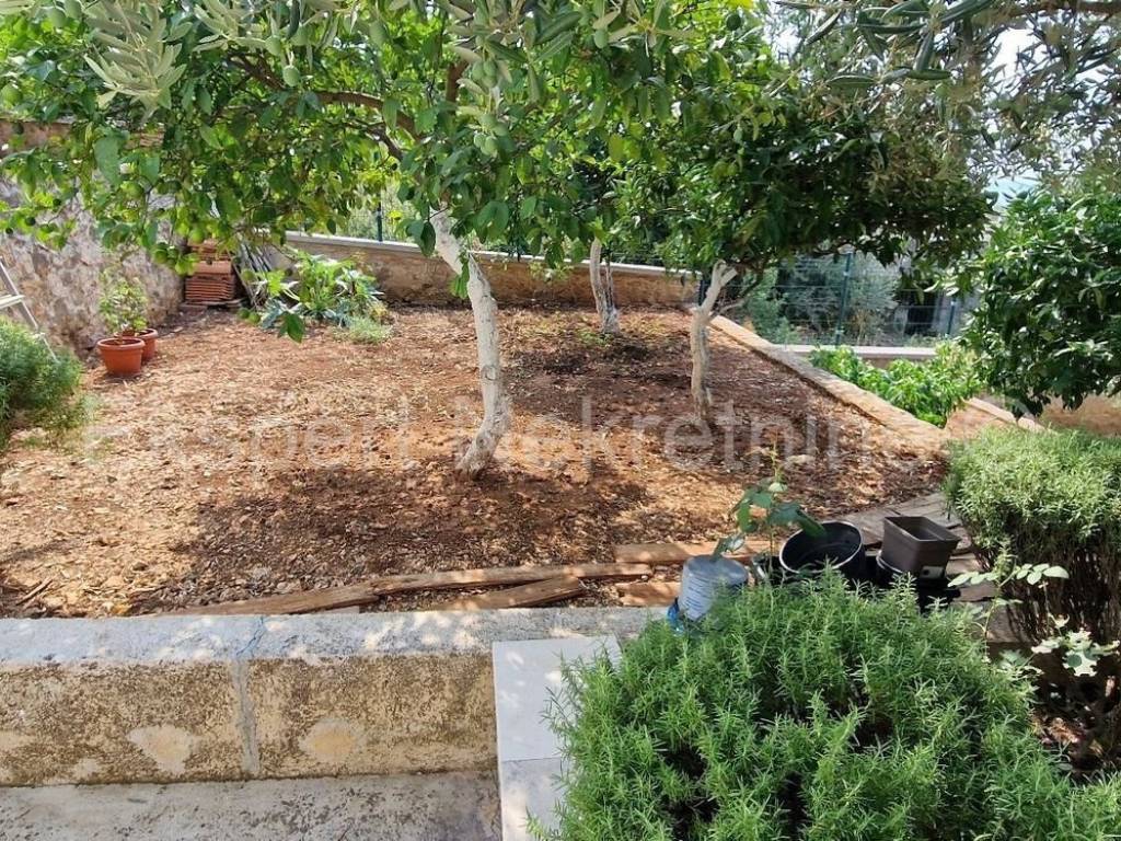 Samostojeća kuća, Prodaja, Okrug, Okrug Gornji