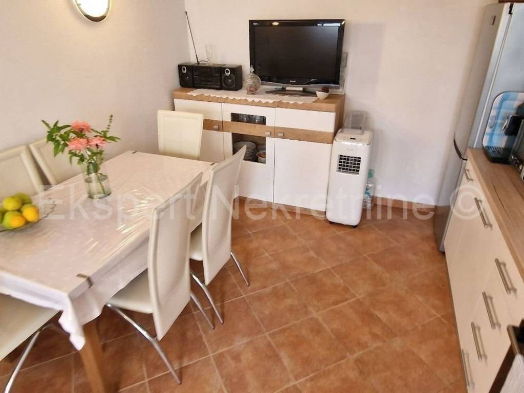 Samostojeća kuća, Prodaja, Okrug, Okrug Gornji