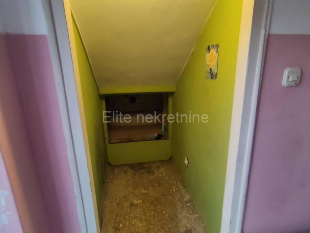 Stan u kući, Prodaja, Rijeka, Istok