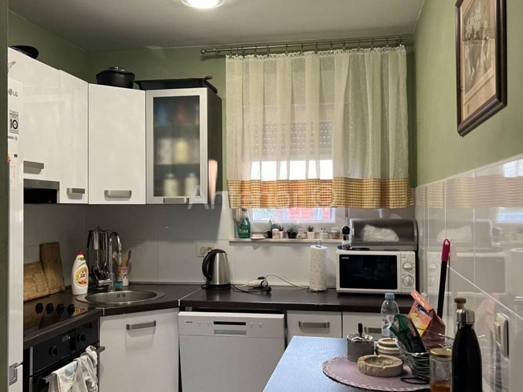 Apartman na moru, Prodaja, Nin, Nin