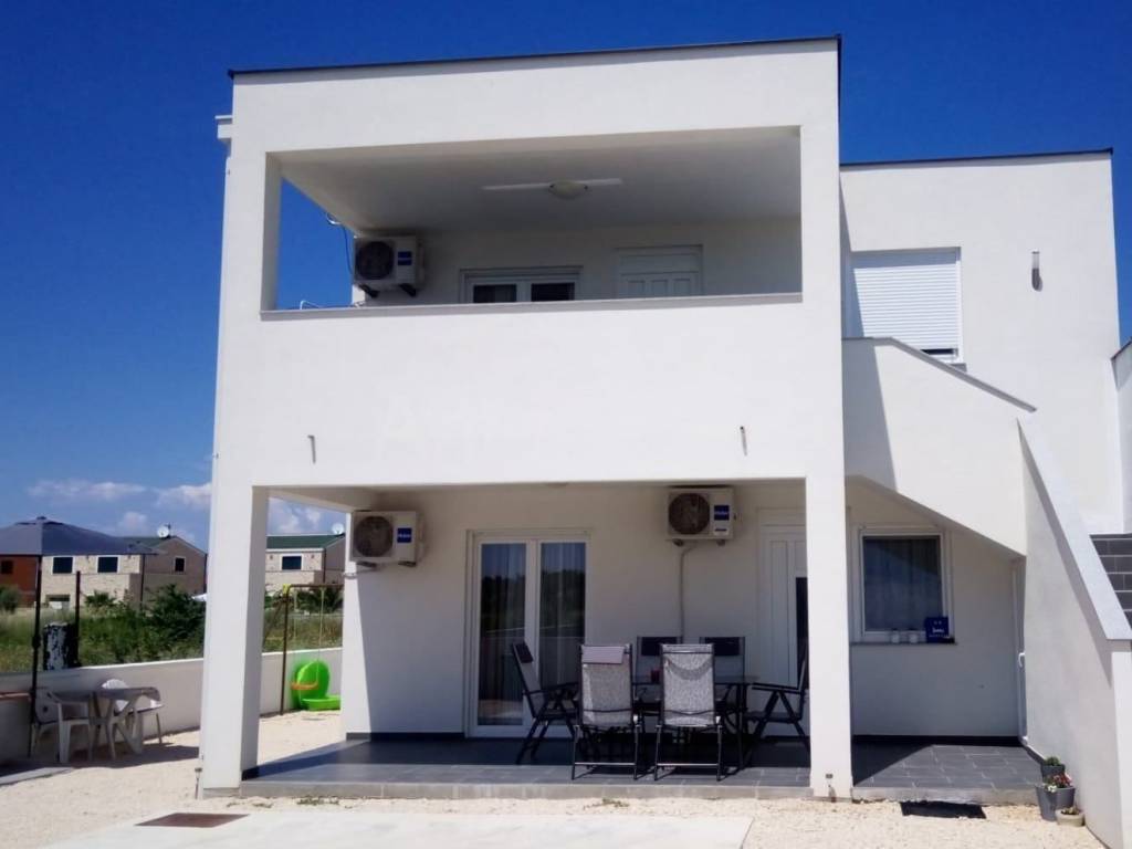 Dvojna kuća, Prodaja, Privlaka, Privlaka