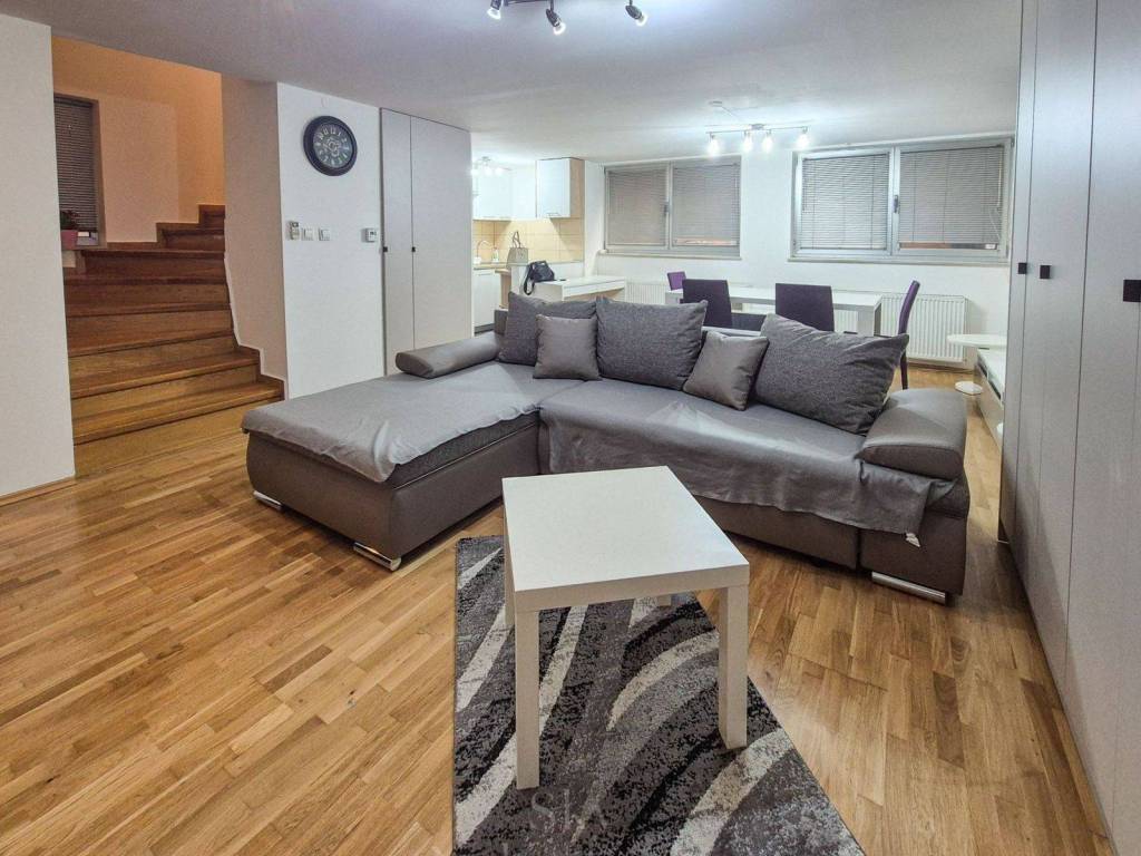 Stan u zgradi, Prodaja, Zagreb, Donji Grad