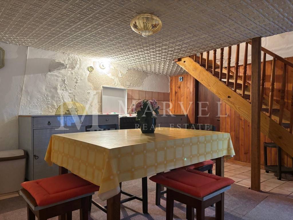 Kamena kuća, Prodaja, Omišalj, Omišalj