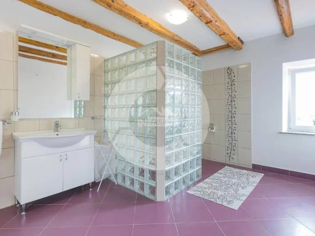 Dvojna kuća, Prodaja, Pula, Pula