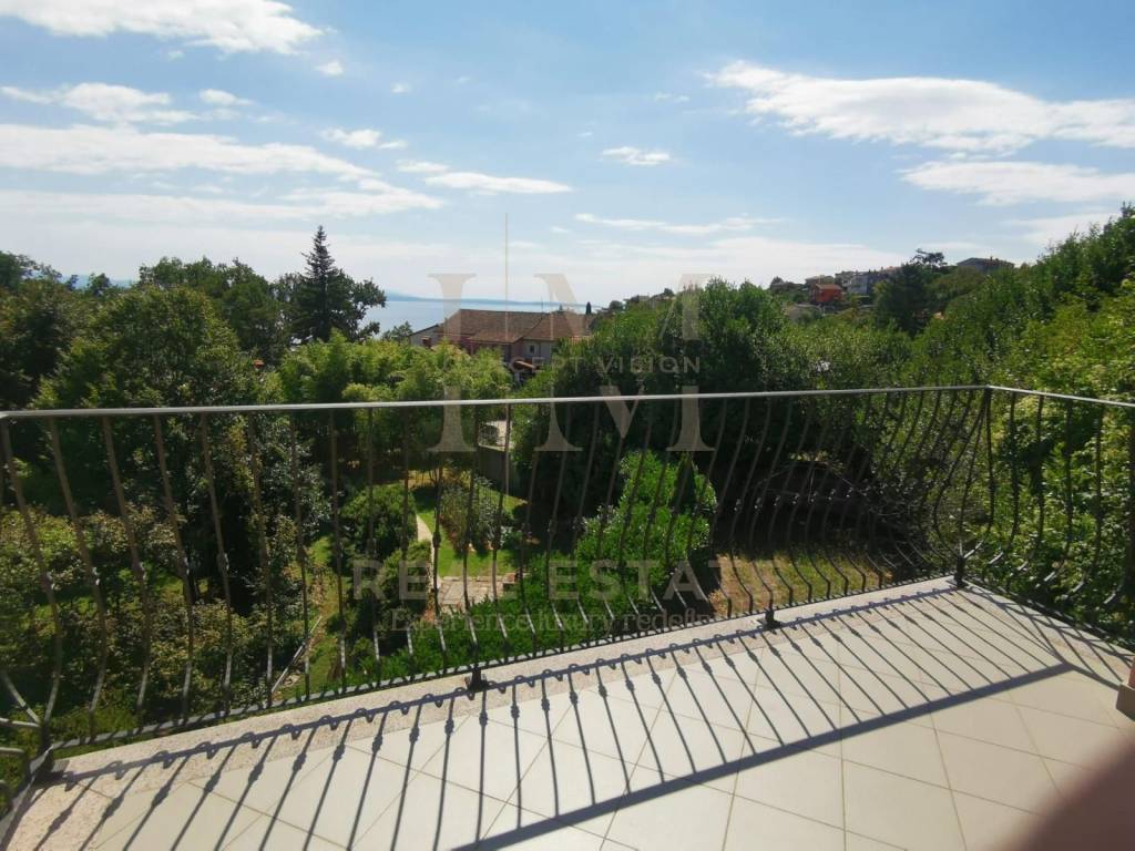 Opatija, Opatija