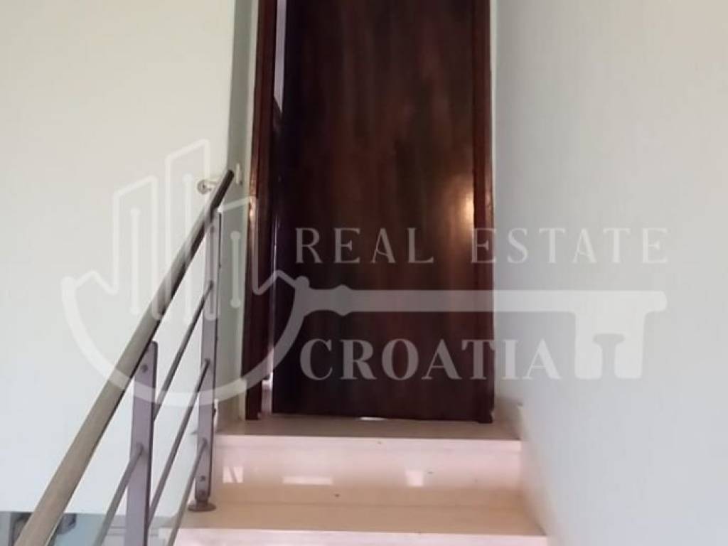 Stan u kući, Najam, Zagreb, Donja Dubrava