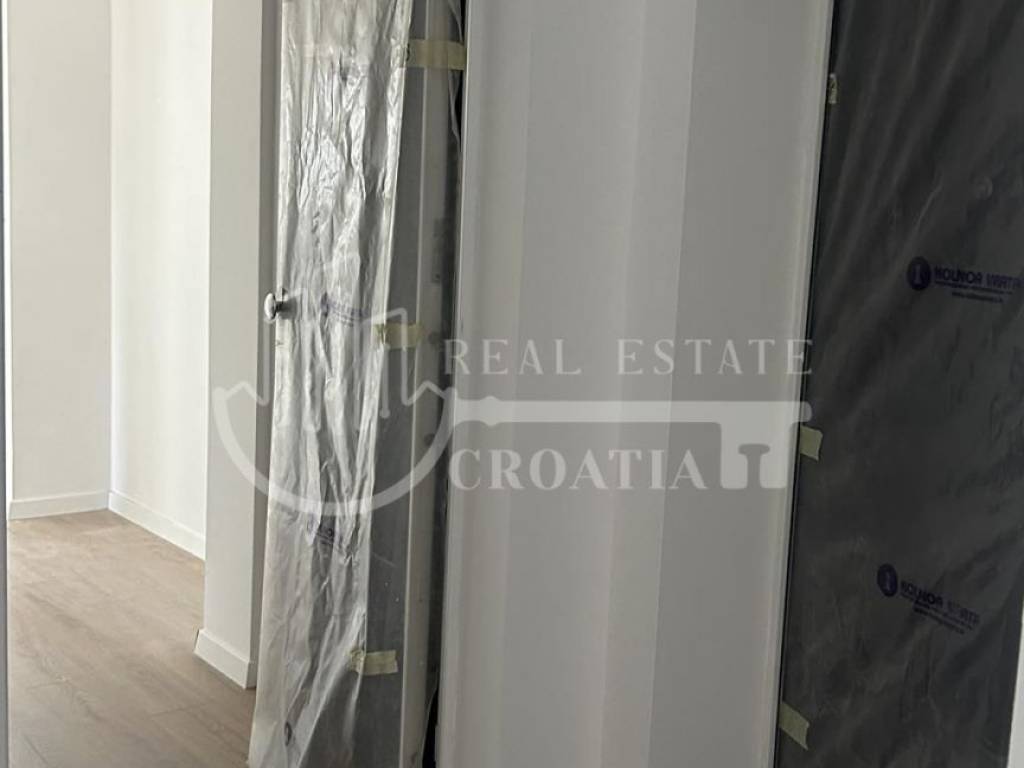 Stan u zgradi, Prodaja, Šibenik - Okolica, Žaborić