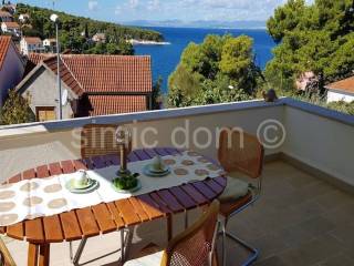 Apartmanska kuća, Prodaja, Supetar, Splitska