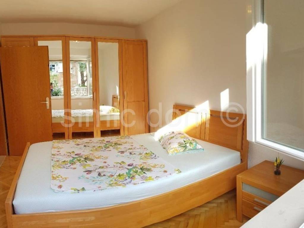 Apartmanska kuća, Prodaja, Supetar, Splitska