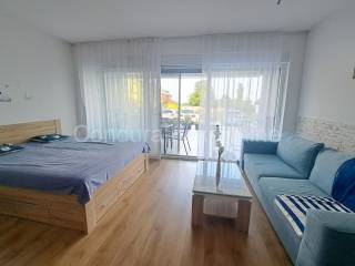 Apartman na moru, Prodaja, Vrsi, Zukve