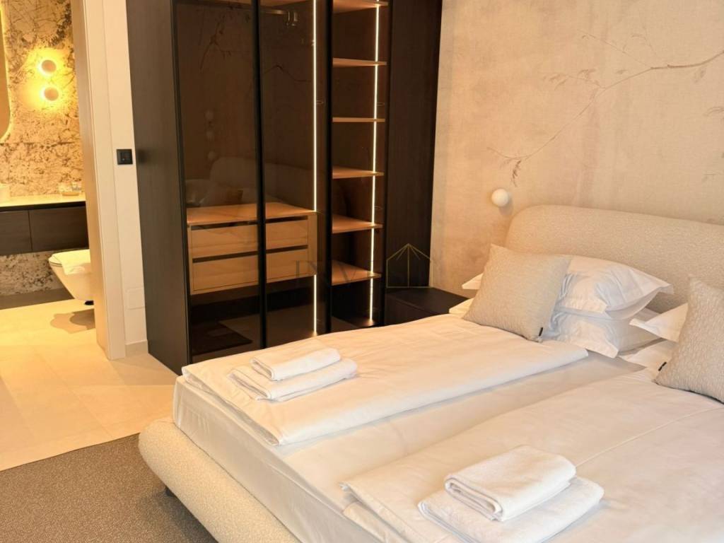 Luksuzna vila, Prodaja, Omiš, Čelina