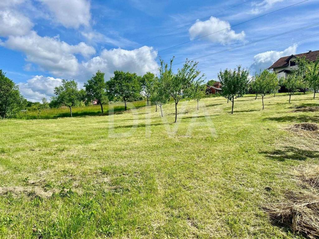 Građevinsko zemljište, Prodaja, Podcrkavlje, Tomica