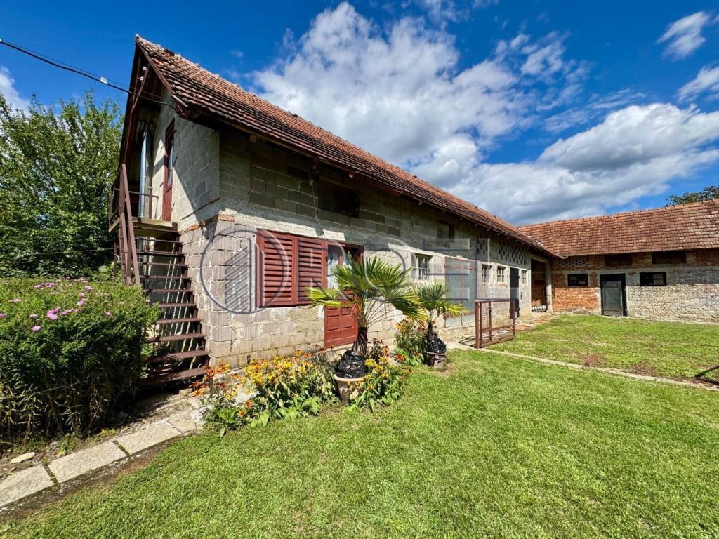 Samostojeća kuća, Prodaja, Jastrebarsko - Okolica, Donji Desinec