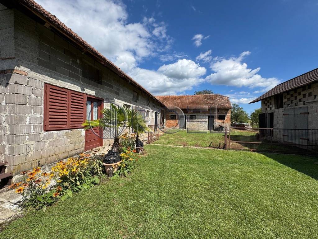 Samostojeća kuća, Prodaja, Jastrebarsko - Okolica, Donji Desinec