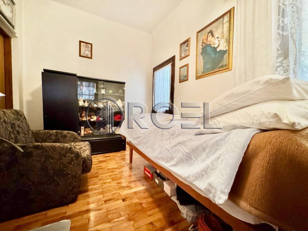 Samostojeća kuća, Prodaja, Jastrebarsko - Okolica, Donji Desinec