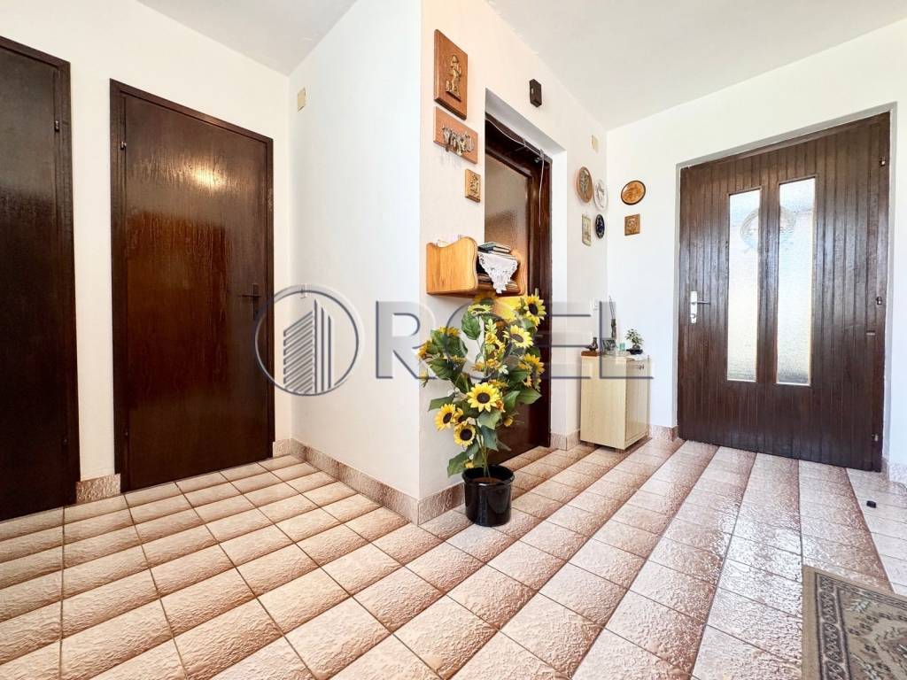 Samostojeća kuća, Prodaja, Jastrebarsko - Okolica, Donji Desinec