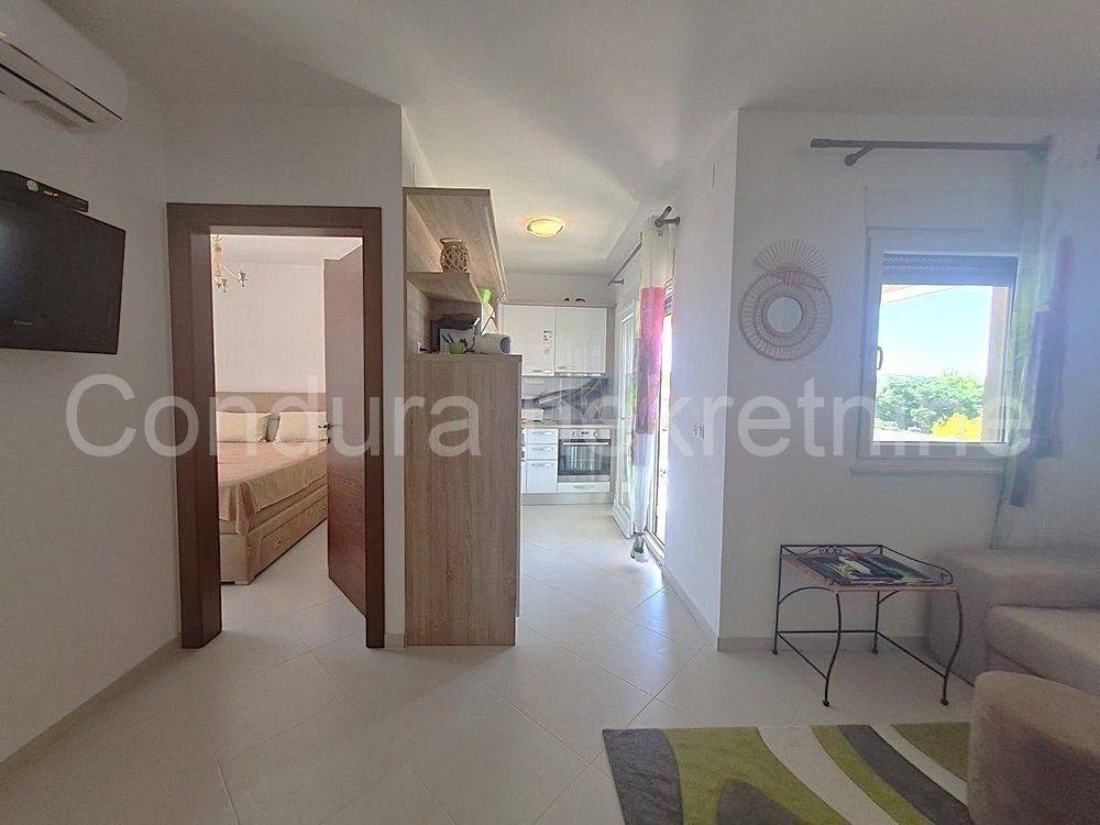 Apartman na moru, Prodaja, Vir, Vir