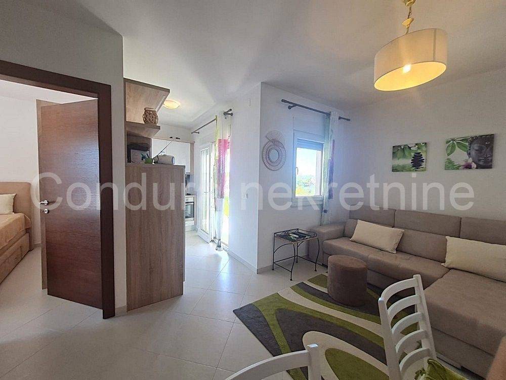 Apartman na moru, Prodaja, Vir, Vir