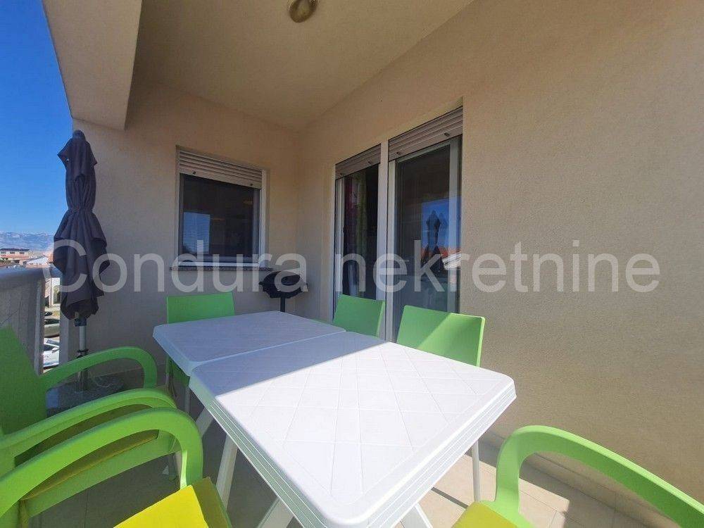 Apartman na moru, Prodaja, Vir, Vir