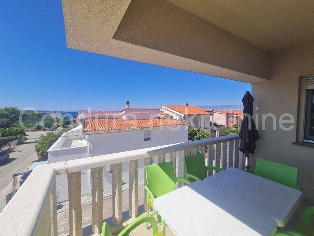Apartman na moru, Prodaja, Vir, Vir