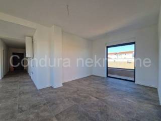 Apartman na moru, Prodaja, Privlaka, Privlaka