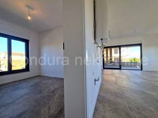 Apartman na moru, Prodaja, Privlaka, Privlaka