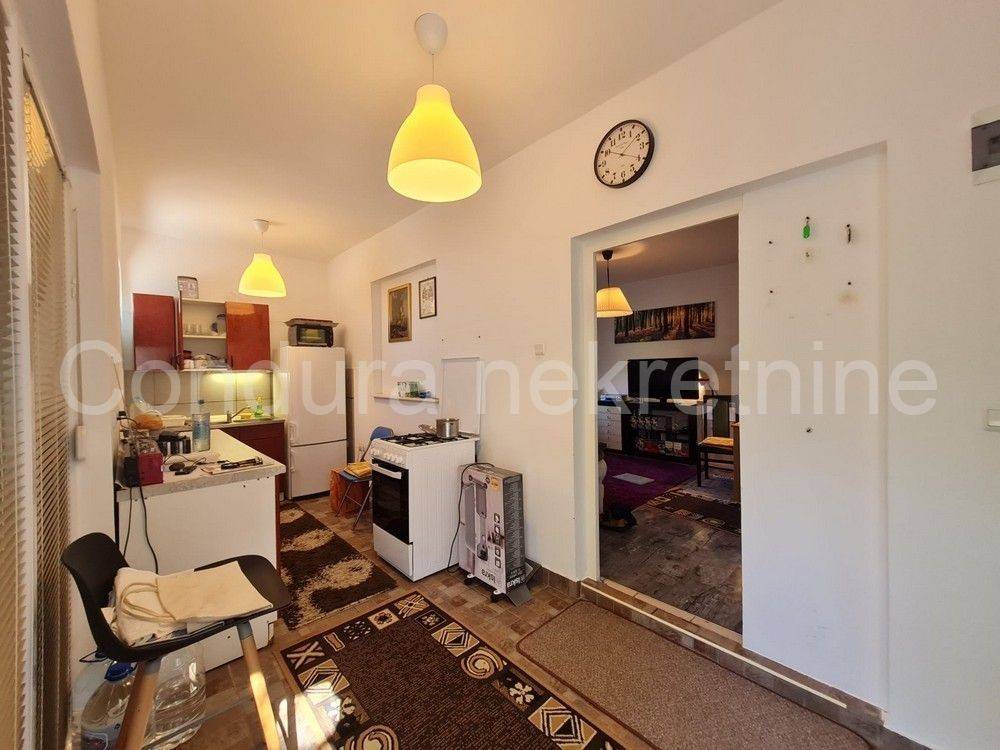 Apartman na moru, Prodaja, Vir, Vir