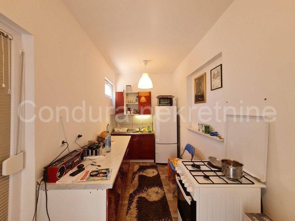 Apartman na moru, Prodaja, Vir, Vir