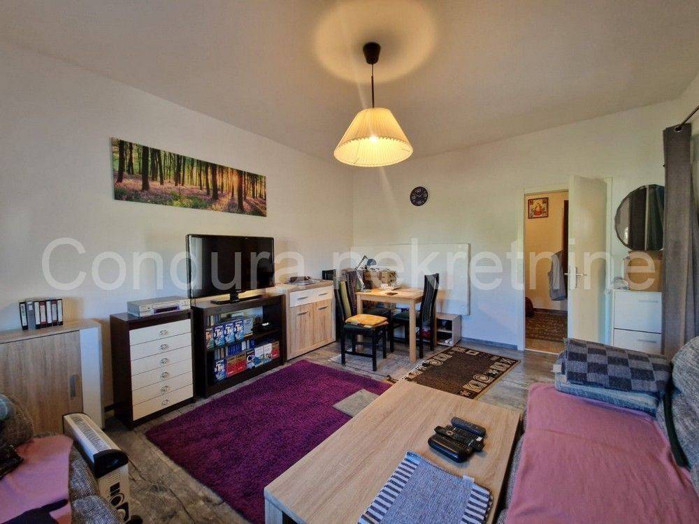 Apartman na moru, Prodaja, Vir, Vir