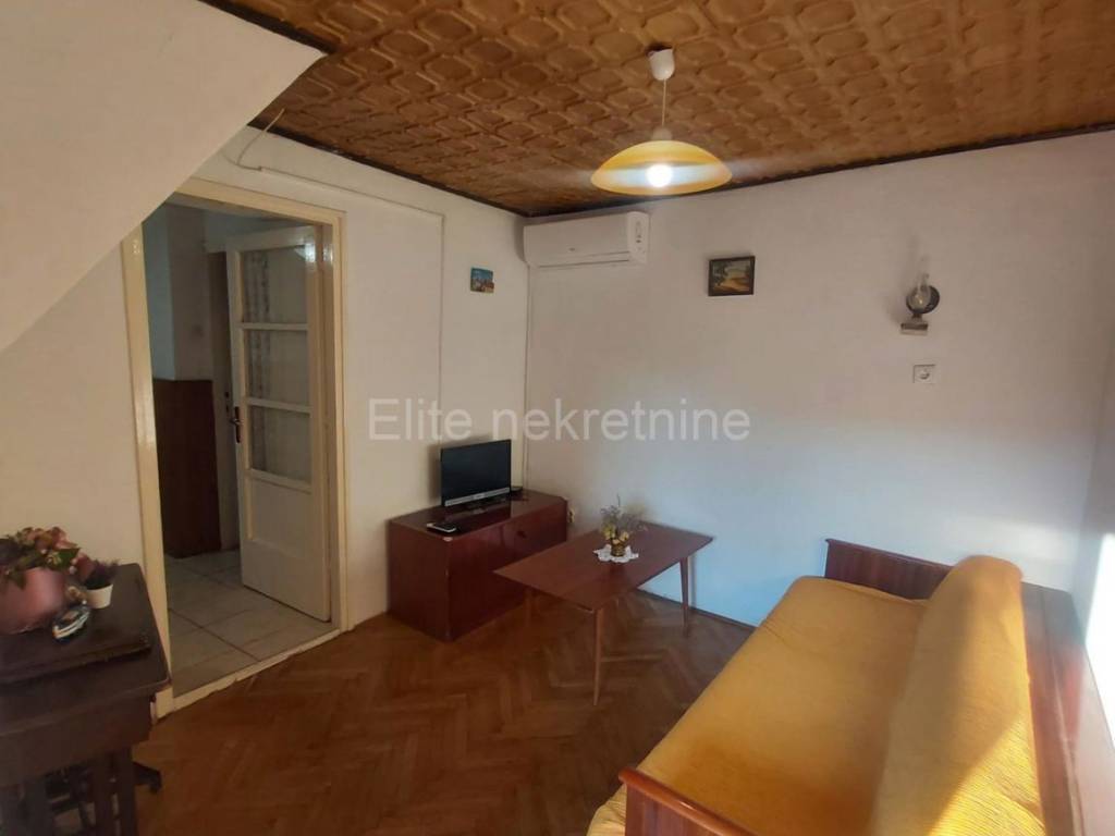 Dvojna kuća, Prodaja, Vrbnik, Risika