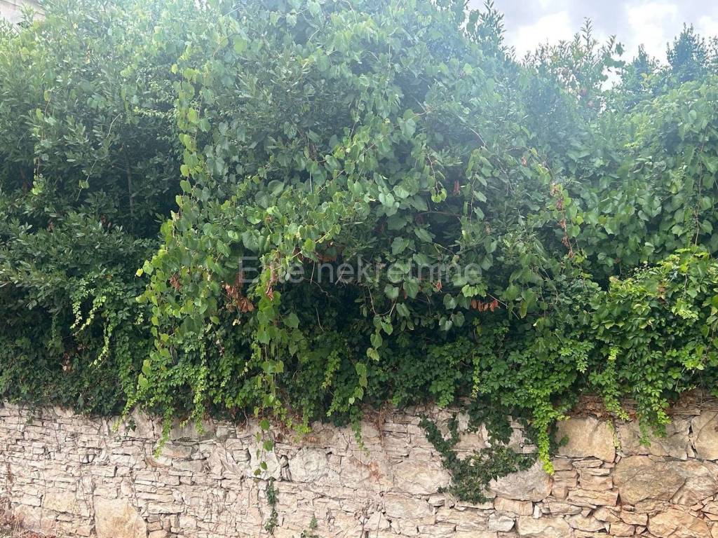 Građevinsko stambeno zemljište, Prodaja, Pula, Pula