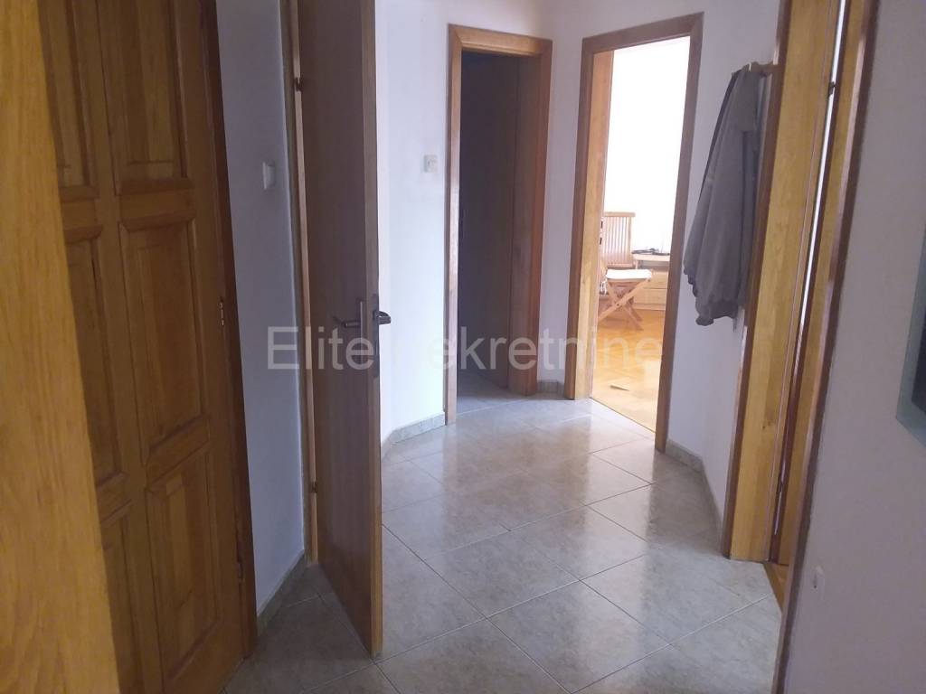 Stan u zgradi, Prodaja, Crikvenica, Selce