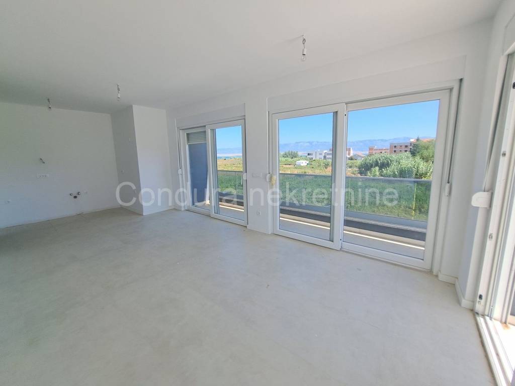 Apartman na moru, Prodaja, Privlaka, Privlaka