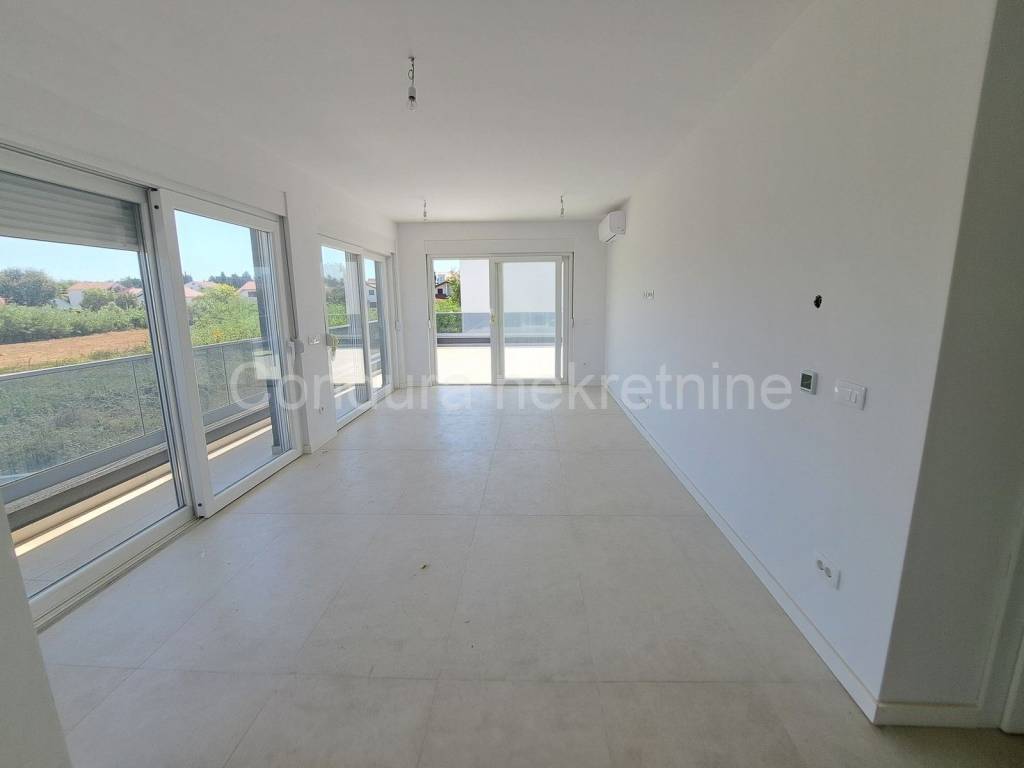 Apartman na moru, Prodaja, Privlaka, Privlaka