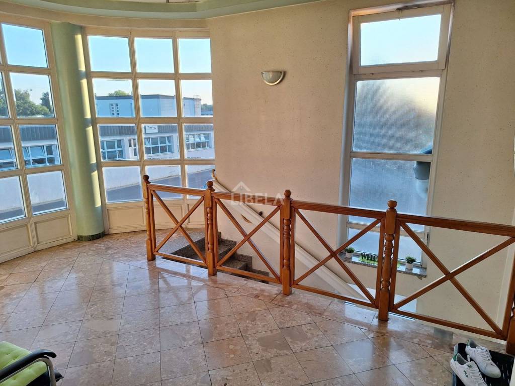 Ured, Prodaja, Mursko središće, Mursko Središće
