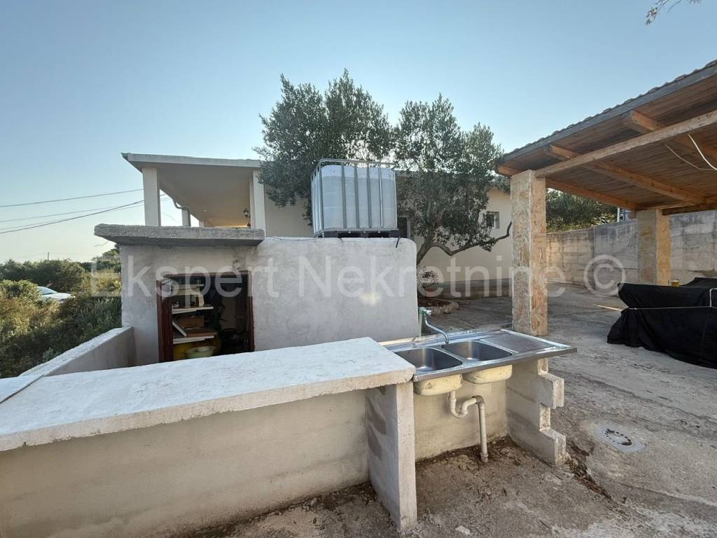 Samostojeća kuća, Prodaja, Trogir - Okolica, Drvenik Mali