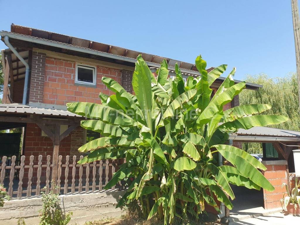 Prizemnica s potkrovljem, Prodaja, Ivanska, Srijedska