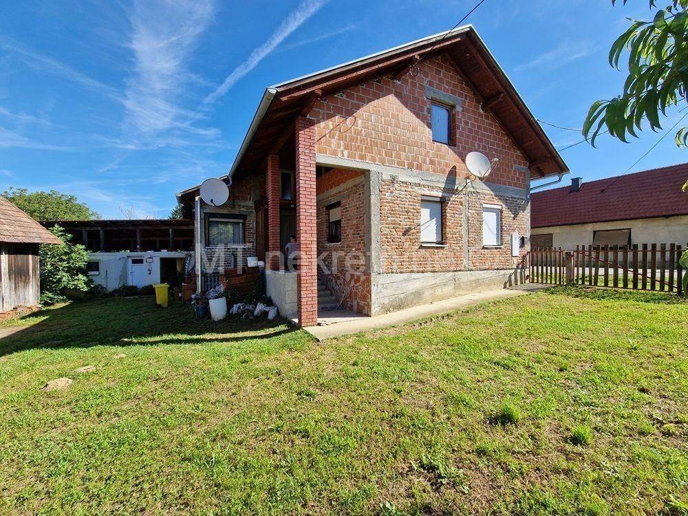 Obiteljska kuća, Prodaja, Kapela, Gornje Zdelice