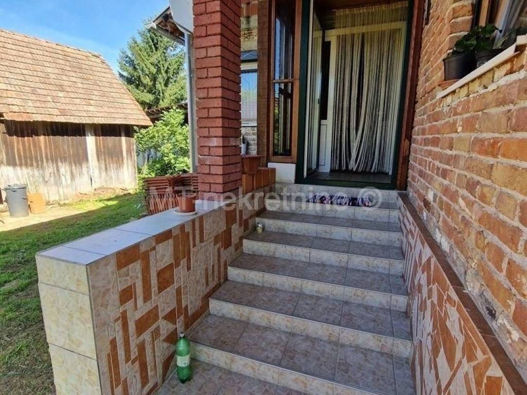 Obiteljska kuća, Prodaja, Kapela, Gornje Zdelice