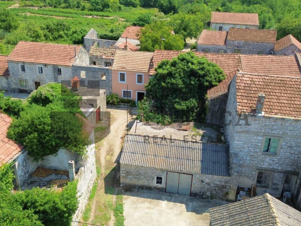 Orebic, Donja Banda