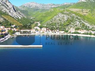 Orebic, Trstenik