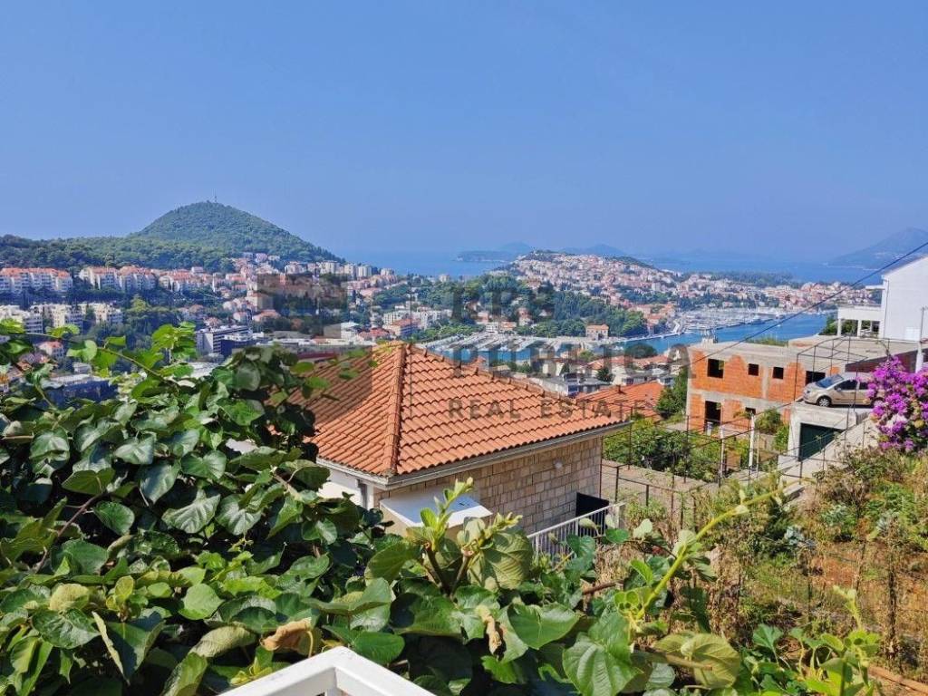 Stan u viseetaznoj kuci, Prodaja, Dubrovnik, Dubrovnik