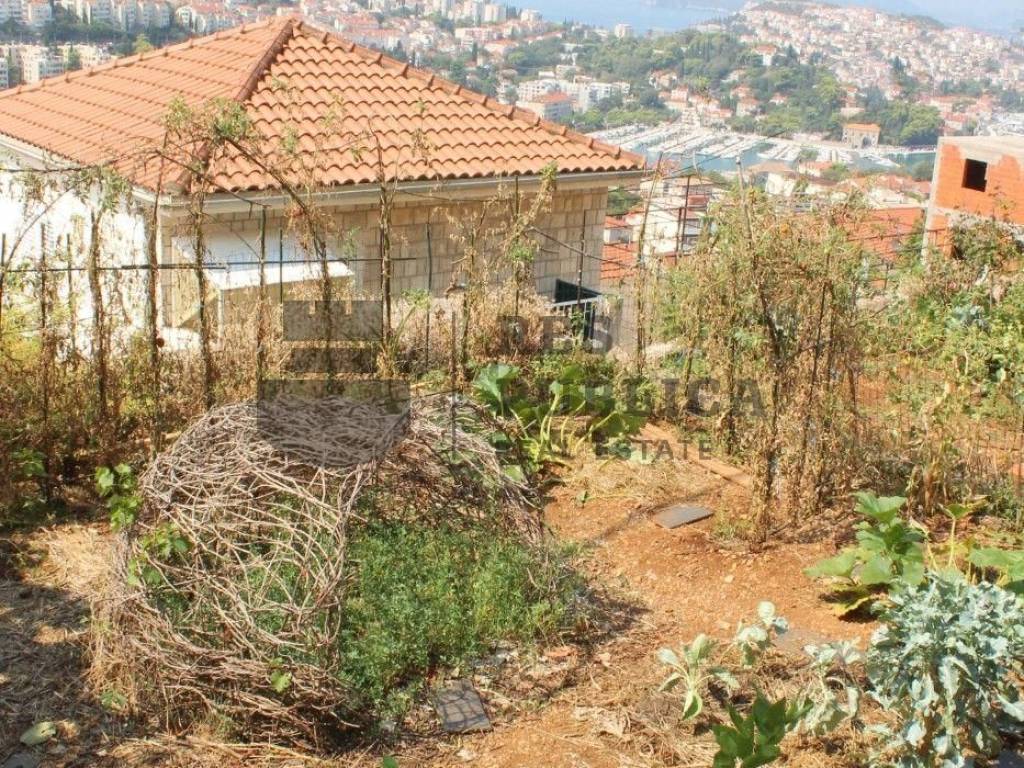 Stan u viseetaznoj kuci, Prodaja, Dubrovnik, Dubrovnik