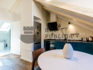 Stan u starijoj zgradi, Prodaja, Dubrovnik, Dubrovnik