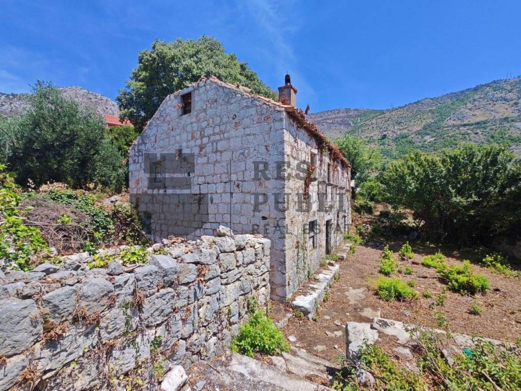 Kamena kuca, Prodaja, Zupa dubrovacka, Plat