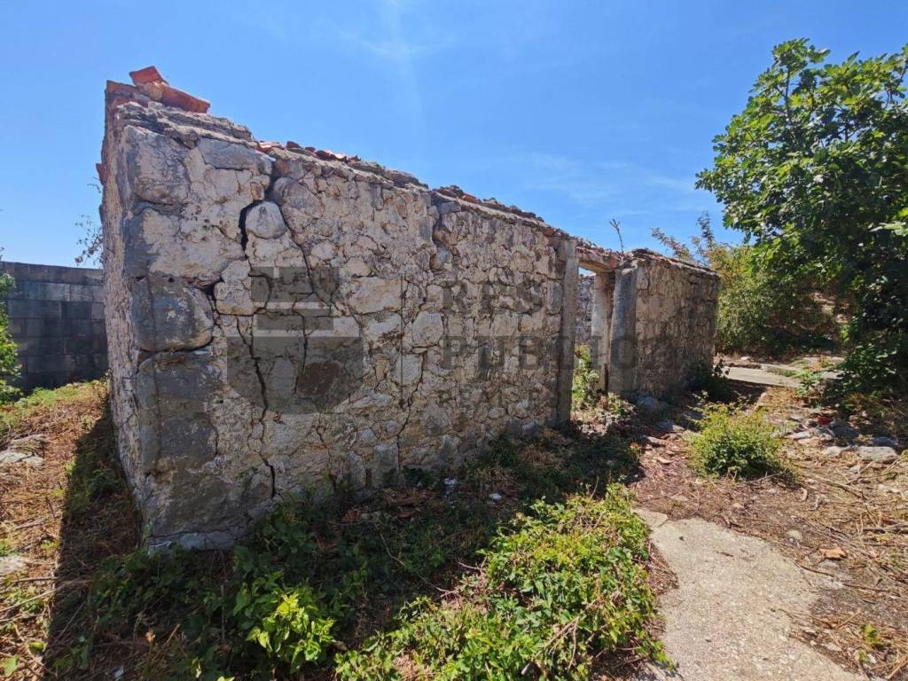 Kamena kuca, Prodaja, Zupa dubrovacka, Plat