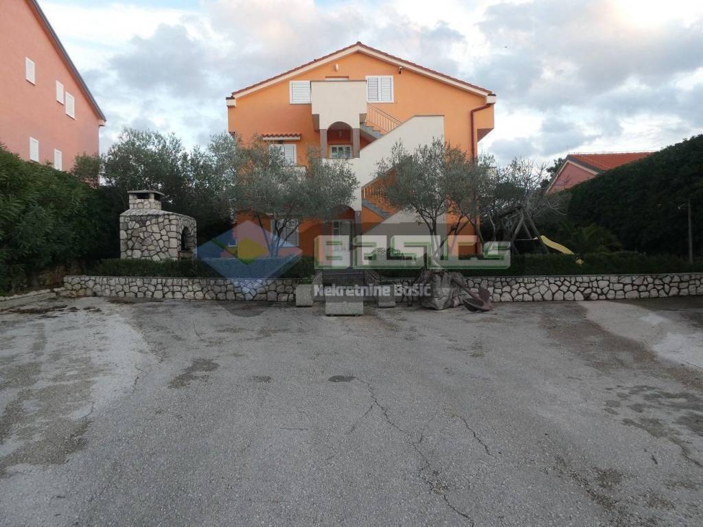 Ugostiteljsko-turistički objekt, Prodaja, Novalja, Gajac
